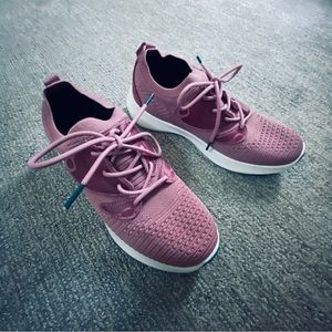 VESSIE Women’s Everyday 2.0 Arizona Pink W07.